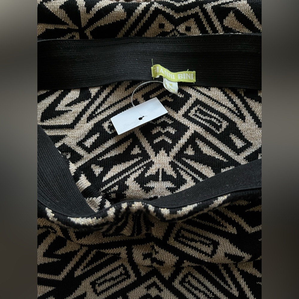 Gianni Bini Black and Tan Patterned Pencil Skirt - Picture 4 of 4